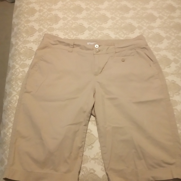 Columbia - Picture 3 of 3